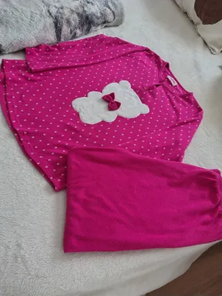 Pijama rosa con osito confortable, cómodo y amplio
