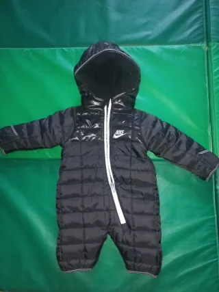 Mono acolchado Nike bebé