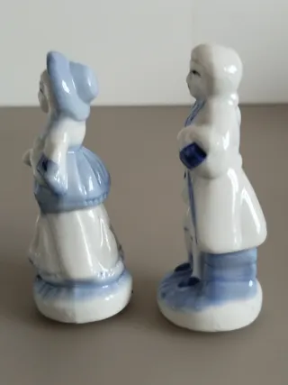 2 FIGURAS DE PORCELANA