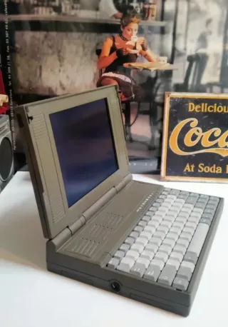 Chicony NB5625 Ordenador Portátil Beige/Gris