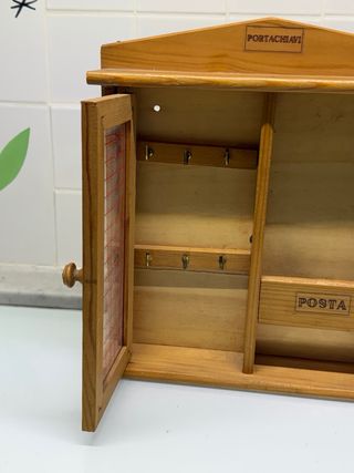 Portachiavi e Posta Vintage in Legno