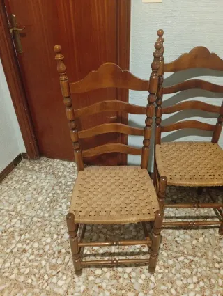 Conjunto 4 Sillas Flamencas y Mesita