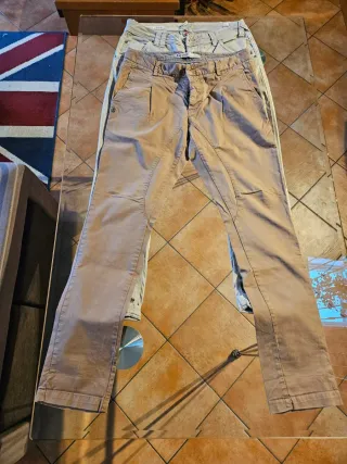 Vendo in blocco 2 pantaloni taglia IT 46