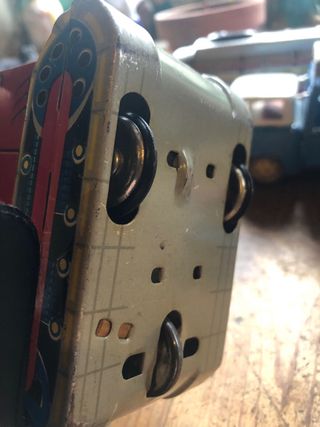 Tractor de juguete antiguo