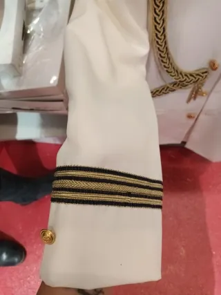 Traje Comunión Blanco con Dorado