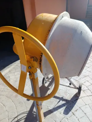 Hormigonera IMER buen estado