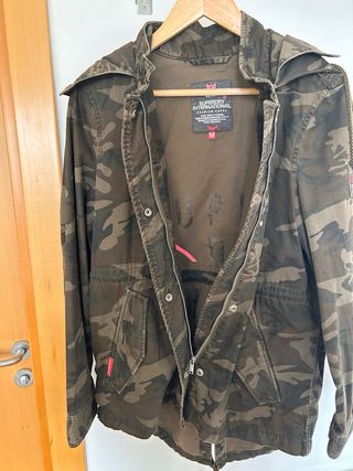 Chaqueta Superdry Camuflaje Talla M