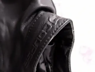 Chaqueta de moto de polipiel negra mujer.