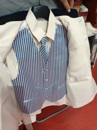 Traje Comunión Blanco y Azul