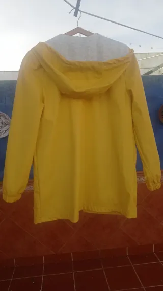 Chubasquero Zara Kids Amarillo Talla 13-14