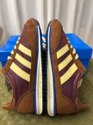 Zapatillas Adidas Marrones