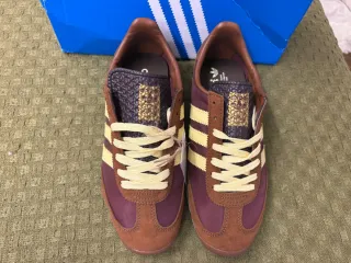 Zapatillas Adidas Marrones