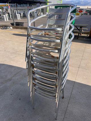 10 Sillas de Aluminio Apilables