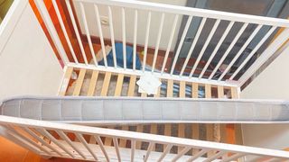 Cuna infantil casi nueva