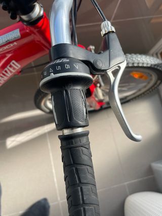 Bicicleta Specialized Hotrock T/24 “