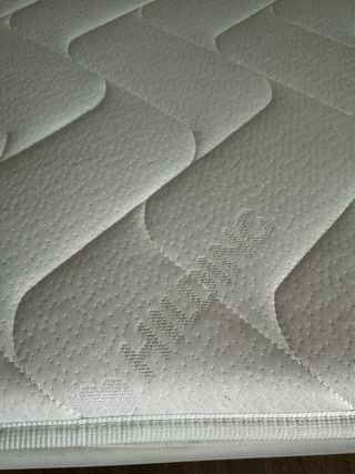 Cama matrimonio Marriott 180x200 + 2 mesitas