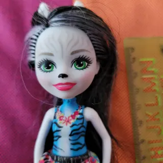 Muñeca Enchantimals Zelena Zebra