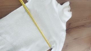 Jersey cuello alto Scalpers Talla L Crema