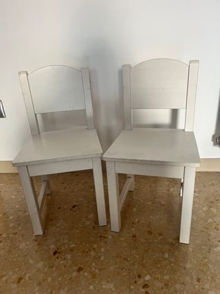 Juego de 2 Sillas de Madera Blancas