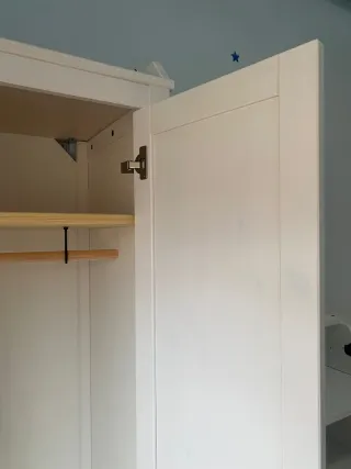 Armario SUNDVIK blanco madera