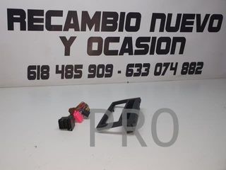 Embellecedor radio opel agila A nuevo