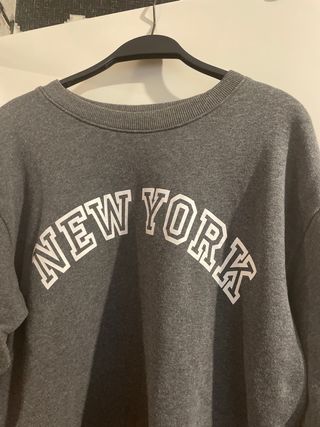 Sudadera gris New York