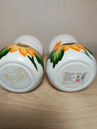 Quemador de cerámica con diseño floral