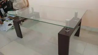 Mesa baja cristal y madera