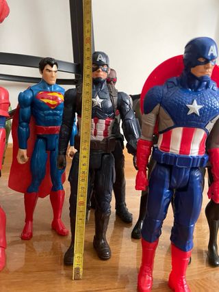 Figuras de Superhéroes Marvel y DC