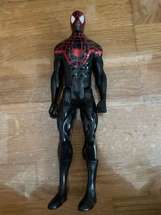 Figuras de Superhéroes Marvel y DC