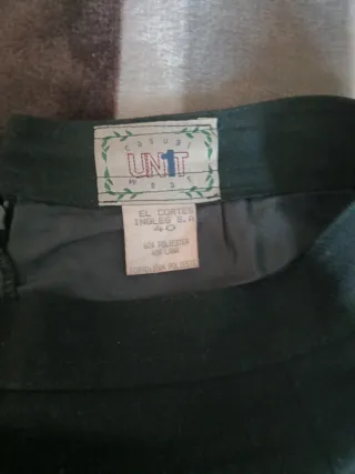 Falda larga negra recta