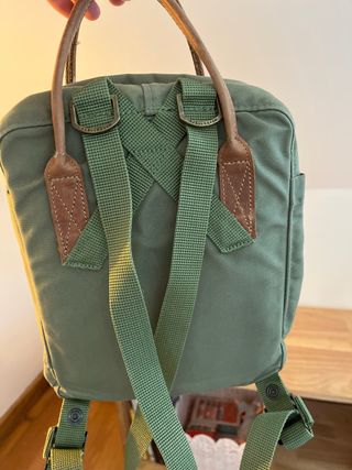 Mochila Fjällräven Kånken pequeña verde