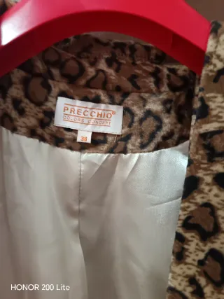 Abrigo estampado leopardo