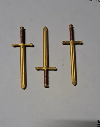 Lote 3 espadas Playmobil doradas