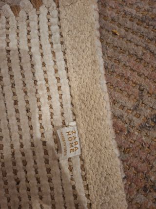 Alfombra Zara Home Beige y Rosa