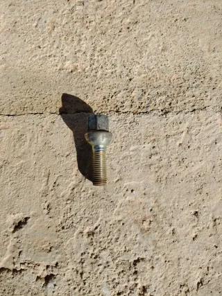 Tornillos para ruedas