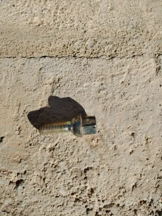 Tornillos para ruedas