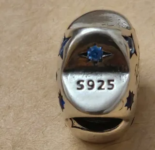 Charm Estrella Reach for the Stars