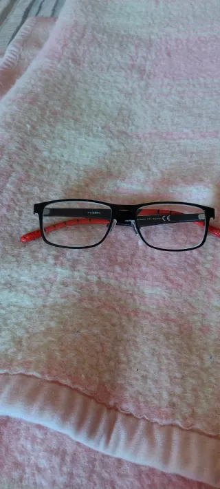 Occhiali da lettura Iron neri e rossi