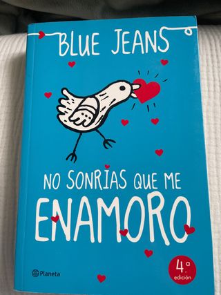 No sonrías que me enamoro