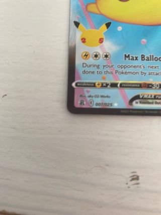 Carta Pokémon Flying Pikachu VMAX