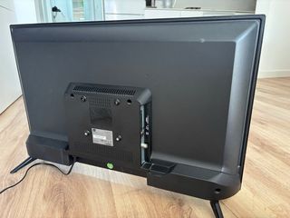 Televisión 32 con mando a distancia