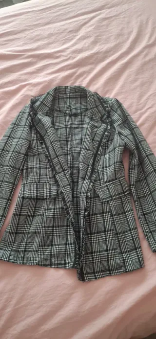 Vestido largo azul de manga larga