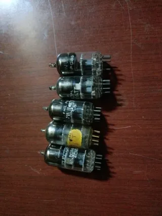 Valvole radio PHILIPS e altre marche PC86