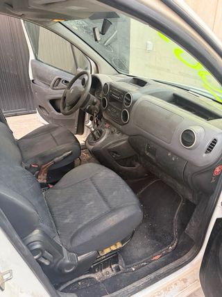 Despiece Peugeot Partner 1.6 HDI  Año 2008
