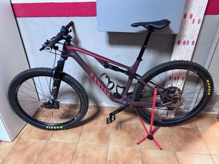Bicicleta Canyon Lux Trail CF6 2022