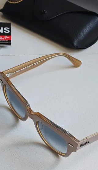 gafas Rayban beige