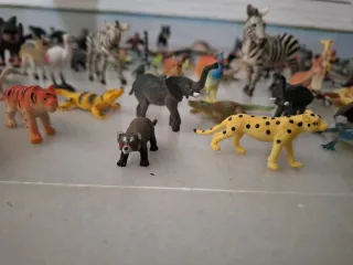 Colección animales de juguete de buena calidad