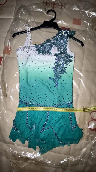 Maillot Patinaje Artístico Verde y Blanco
