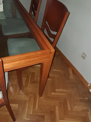 Mesa de comedor cristal y madera